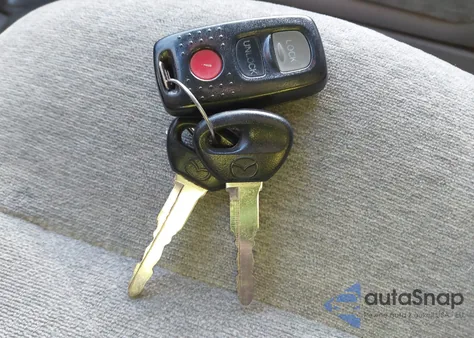 2000 Mazda Mpv Dx/Es/Lx from USA, damaged, VIN JM3LW28G4Y0133503